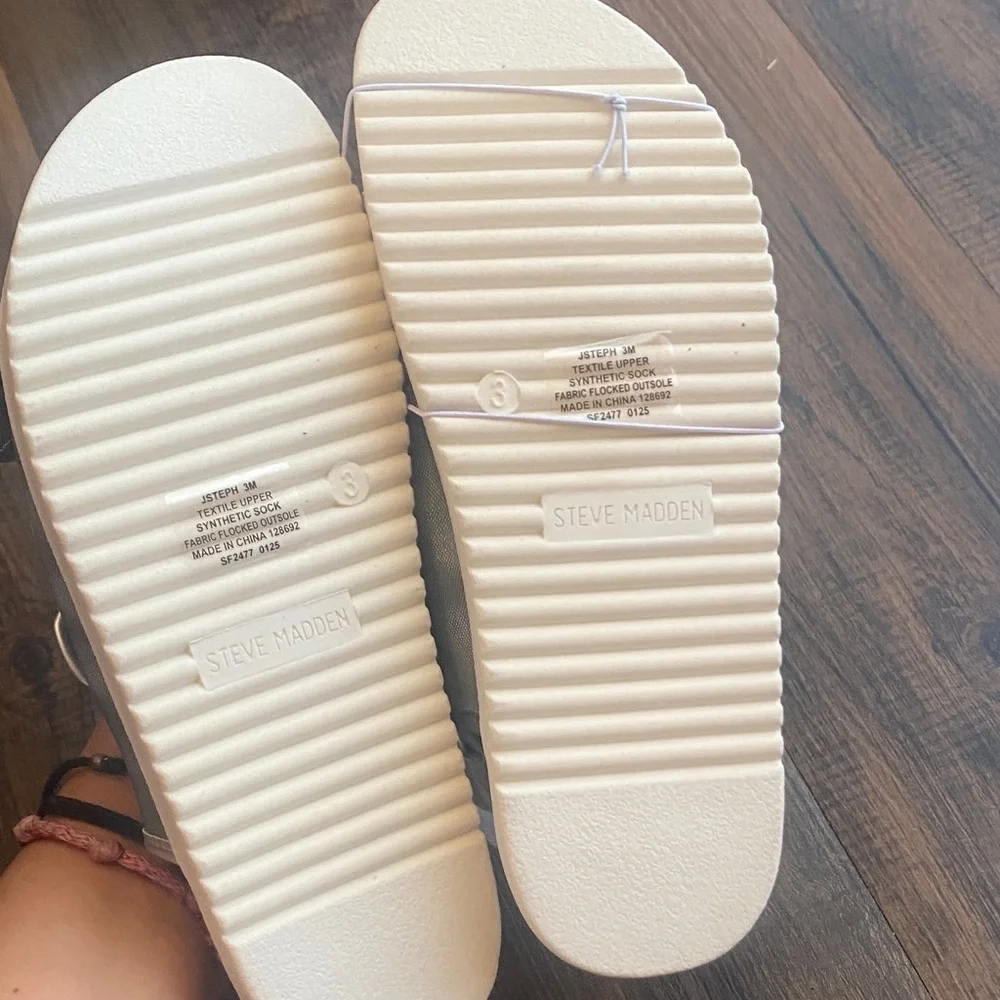 Steve Madden Metallic Silver Kids' Sandals